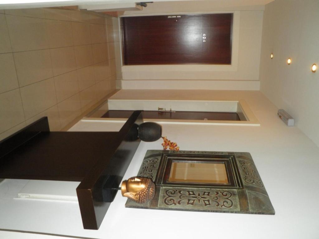 Granada Suites Hotel Amman Kamer foto