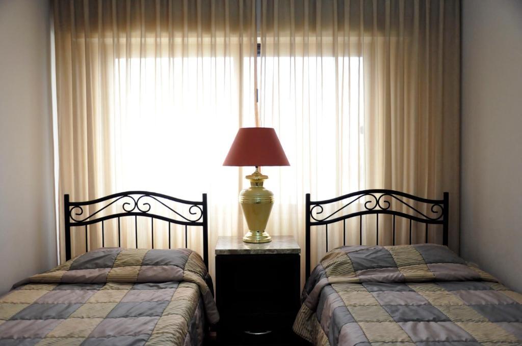 Granada Suites Hotel Amman Kamer foto